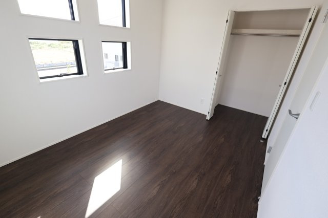 【洋室】 | 《仲介手数料無料》上尾市藤波２丁目371(全1戸)新築一戸建てグラファーレ | 2025年11月3日 9:50 晴れ