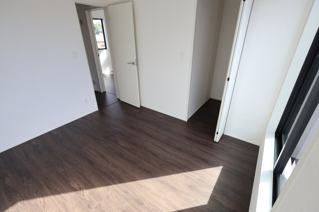 【洋室】 | 《仲介手数料無料》上尾市藤波２丁目371(全1戸)新築一戸建てグラファーレ | 2025年11月3日 9:50 晴れ