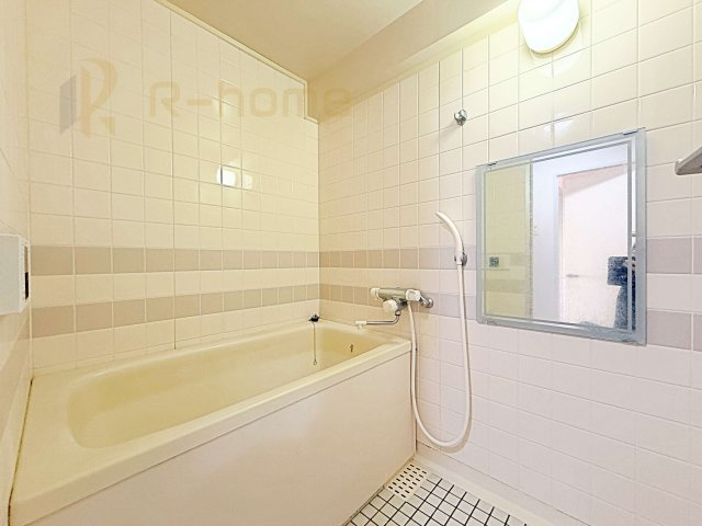 キャッスル取手　中古マンションの浴室|1日の疲れをゆったり癒せる空間♪