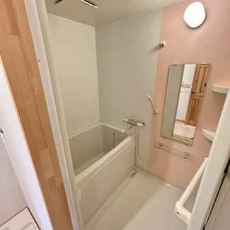 【浴室】 | Lumigrace