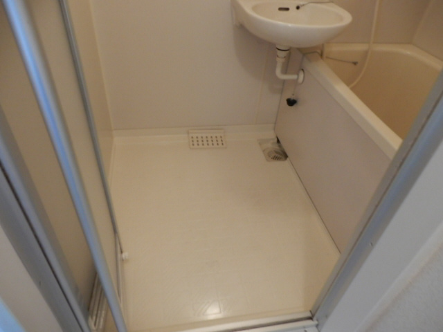 姫路市御立西２丁目のハイツの浴室