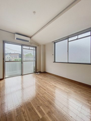 【洋室】 | ぱれっと | ※同建物の他のお部屋のお写真です