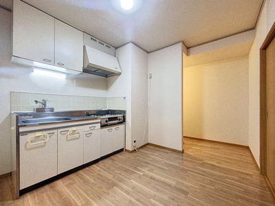 【キッチン】 | ぱれっと | ※同建物の他のお部屋のお写真です