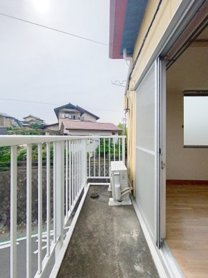 【バルコニー】 | ぱれっと | ※同建物の他のお部屋のお写真です