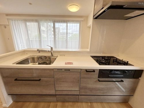 ファミール西宮・夙川公園のキッチン