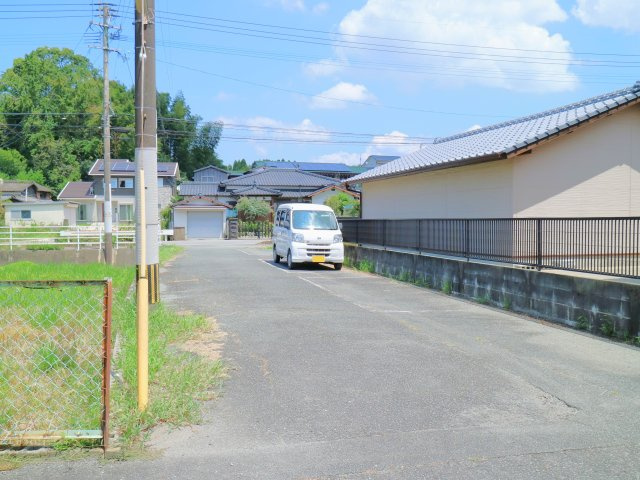 中嶋コーポの駐車場