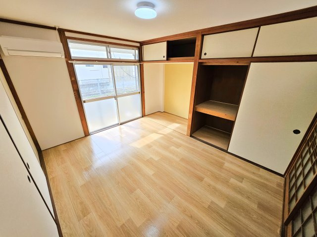 中嶋コーポの洋室