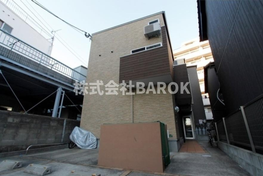 福岡市西区姪の浜２丁目のアパートの外観