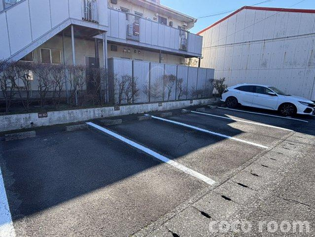 メゾン大栄　Ｂの駐車場