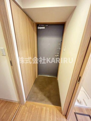 マンションはりげんの玄関