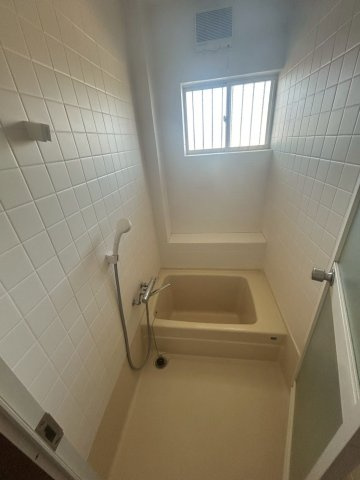 リトリトコートⅡの浴室