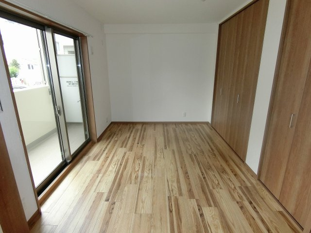 【洋室】 | パラディオンⅢ