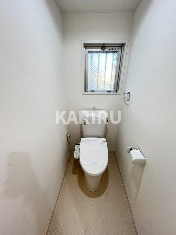 スギタ高殿ハイツのトイレ|同物件別部屋の写真です。