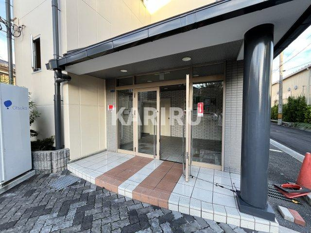 スギタ高殿ハイツのエントランス