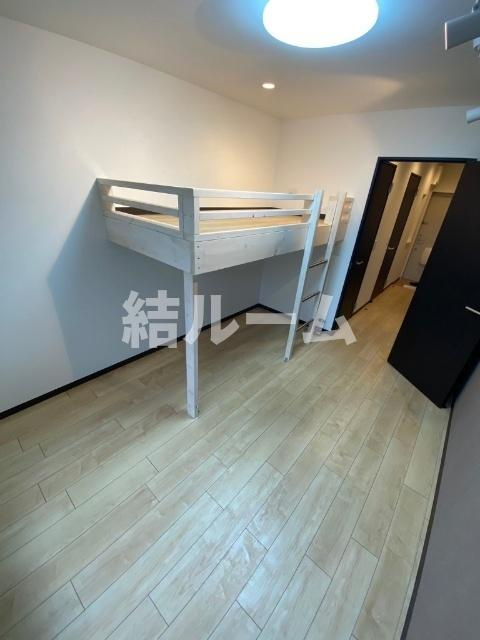 坂戸市三光町のアパートの居間・リビング