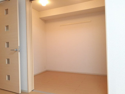 【洋室】 | サニーフラットＢ