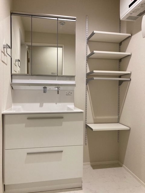 Ever Green 鶴瀬の洗面所