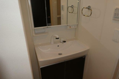 【独立洗面台】 | サクラヒルズ | シャンプードレッサー