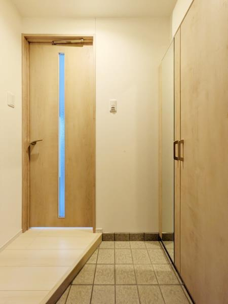 シティフォレスト森下の玄関