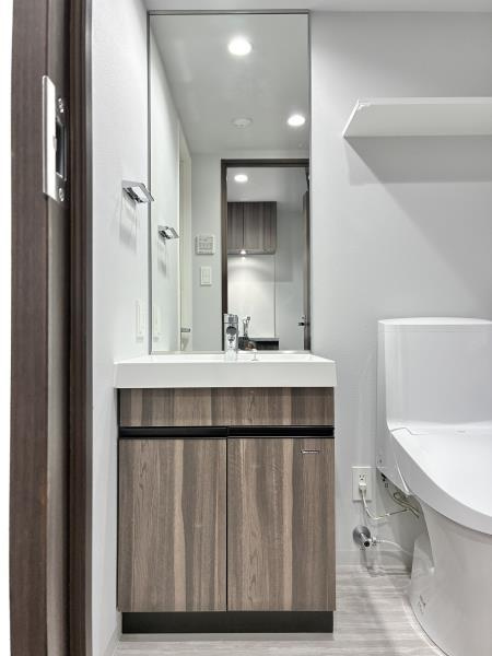 ＣＯＭＰＯＳＩＴＥ目黒鷹番の洗面所