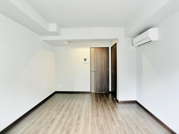 ＣＯＭＰＯＳＩＴＥ目黒鷹番の居間・リビング