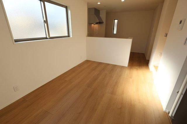 《仲介手数料無料》浦和区上木崎６丁目7-27(全1戸)新築一戸建てミラスモ