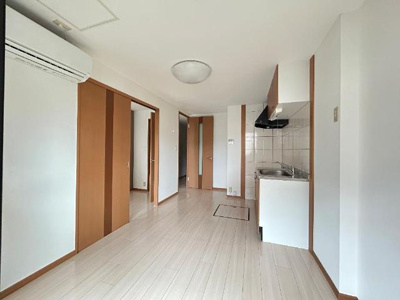 【居間・リビング】 | ハイツ・サンドヒルズ | ＤＫ