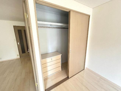 【収納】 | エクセレンスＫ | 洋室①（イメージ）