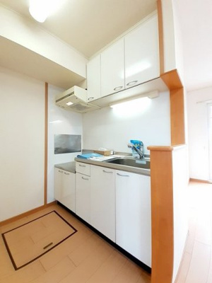 【キッチン】 | ソレイユ新富士 | きれいなキッチンです