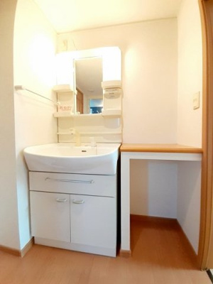 【洗面所】 | ソレイユ新富士 | 洗面所です