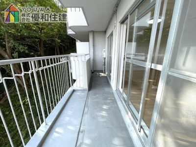 【バルコニー】 | メゾンドール朝霧