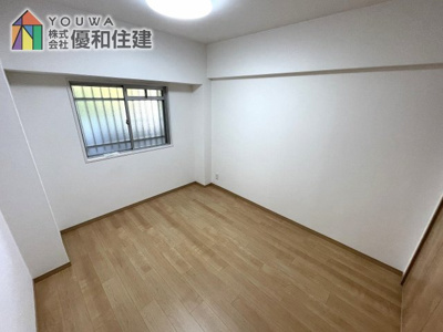 【洋室】 | メゾンドール朝霧