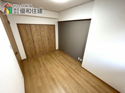 【洋室】 | メゾンドール朝霧