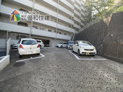 【駐車場】 | メゾンドール朝霧