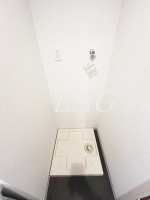 【設備】 | サンスクエアプレミア | 室内洗濯機置き場です。