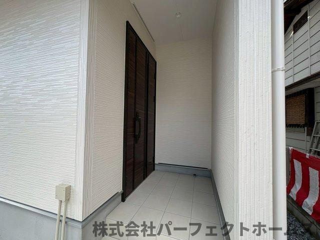 東香里3丁目新築戸建のエントランス