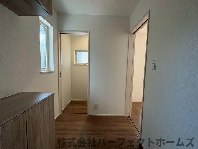東香里3丁目新築戸建の内装|内装は落ち着いています