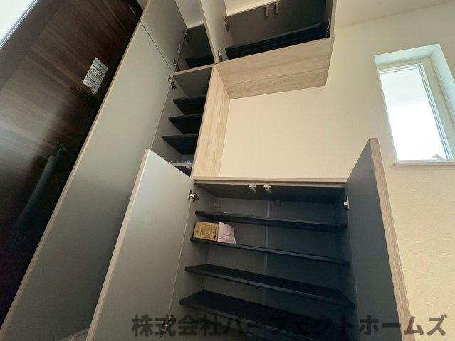 東香里3丁目新築戸建の収納|たっぷりとした収納スペースです