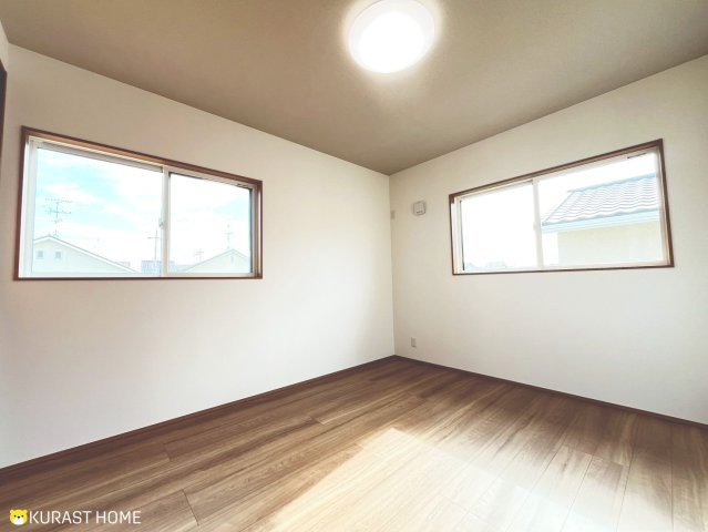 京都市西京区川島三重町　新築戸建の洋室