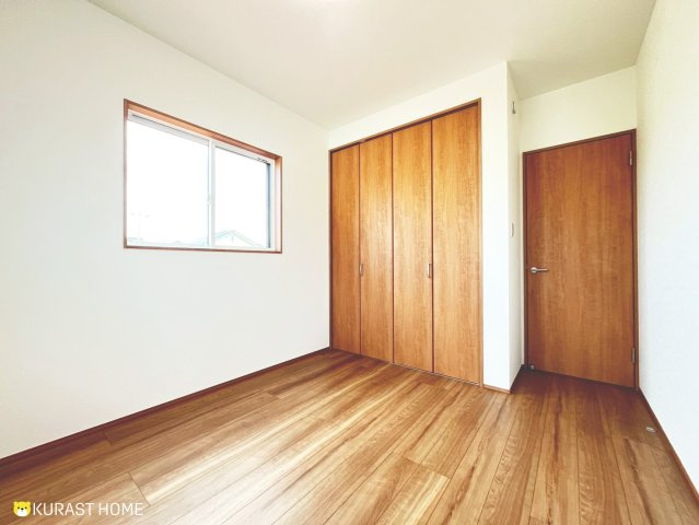 京都市西京区川島三重町　新築戸建の洋室