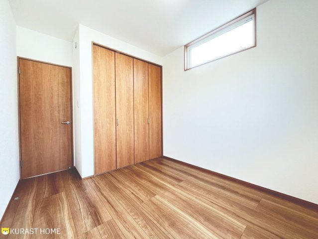 京都市西京区川島三重町　新築戸建の洋室