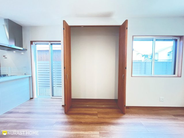 京都市西京区川島三重町　新築戸建の収納