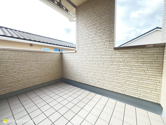 京都市西京区川島三重町　新築戸建のバルコニー