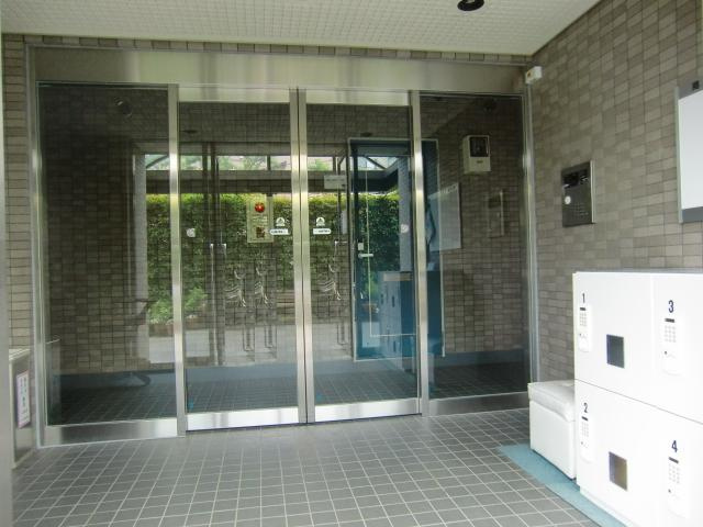 ラアミスタ武蔵浦和のエントランス