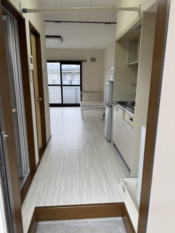 チェリーヒルズ宮崎の居間・リビング