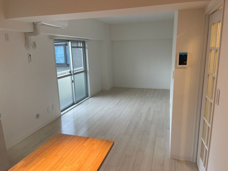 グリシーナの居間・リビング