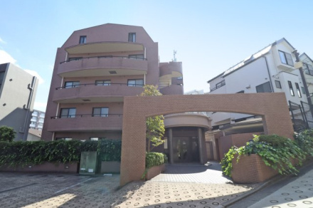 ムサシノコート早稲田の外観