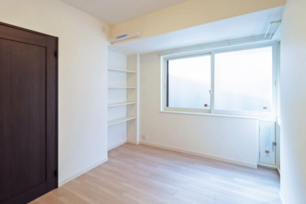 ムサシノコート早稲田の洋室