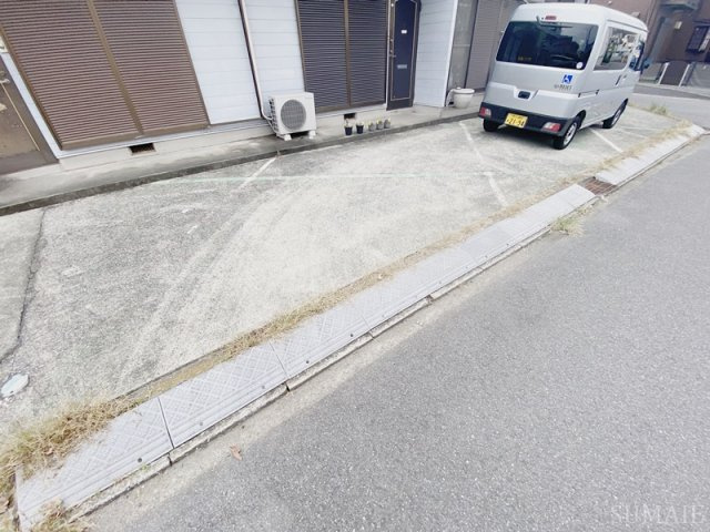アビタシオン中川　Ⅱの駐車場|駐車場（要空き確認）です♪
