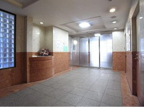 メインステージ茅場町のロビー